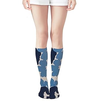 Amazon.co.jp: ソックス ロング靴下 青い 花柄 2足セット Amazon.co.jp: ソックス ロング靴下 青い 花柄 2足セット